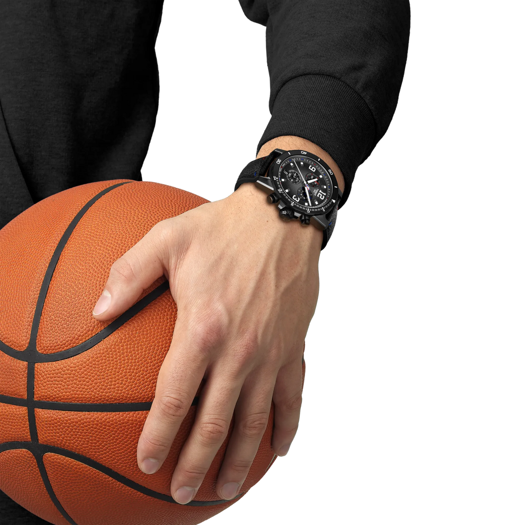 RELOJ TISSOT SUPERSPORT NBA EDICICÓN ESPECIAL, CUARZO, ESFERA NEGRA, BRAZALETE DE CUERO NEGRO, CRONCÓGRAFO, 45.5 MM