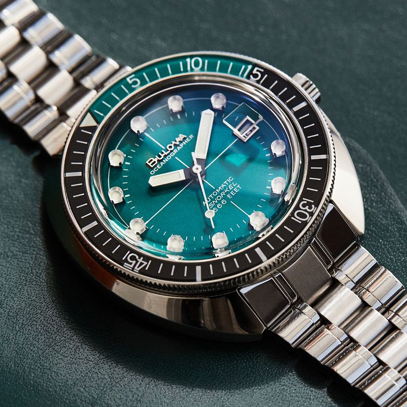 RELOJ BULOVA DEVIL DIVER OCEANOGRAPHER, AUTOMATICO, ESFERA VERDE, BRAZALETE DE ACERO, FECHA, 44 MM