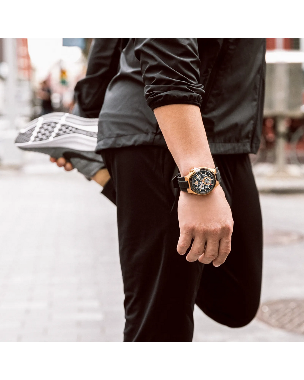 RELOJ BULOVA MAQUINA, AUTOMATICO, ESFERA NEGRA, BRAZALETE DE CAUCHO NEGRO, 46 MM