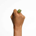 ANILLO SWAROVSKI CURIOSA TALLA CUADRADA, VERDE, BAÑO TONO ORO, TALLA 58