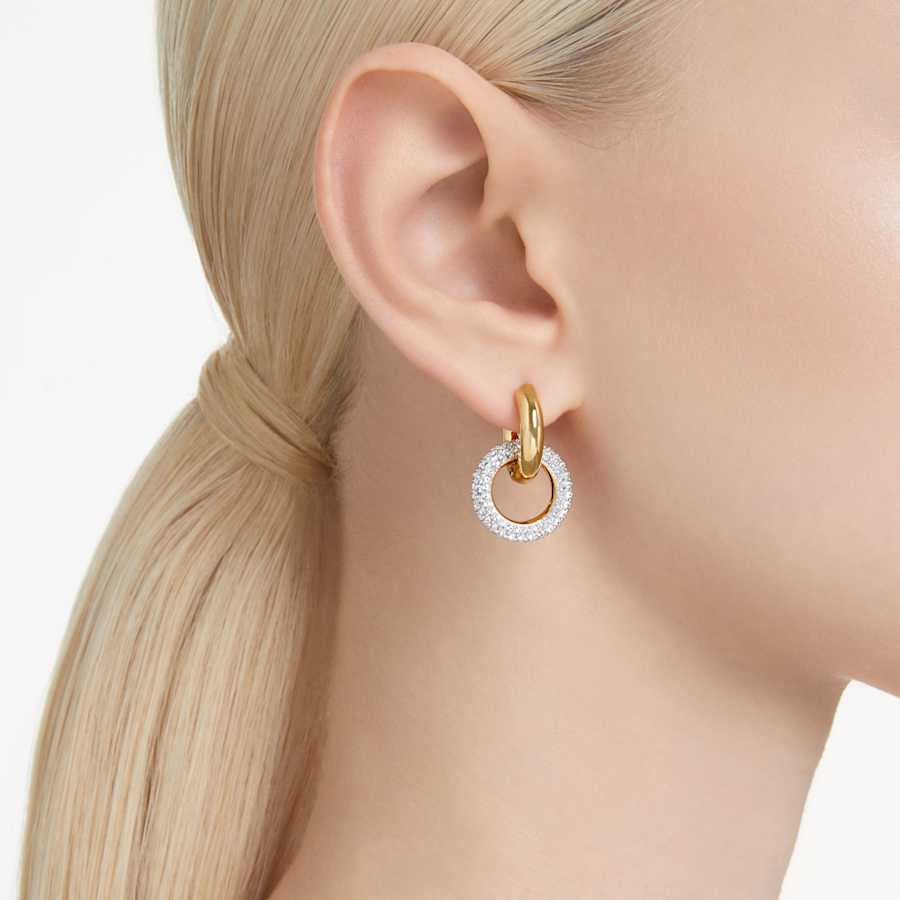 ARETES SWAROVSKI DEXTERA, DISEÑO HOOP INTERLINKED, BLANCO, BAÑO TONO ORO