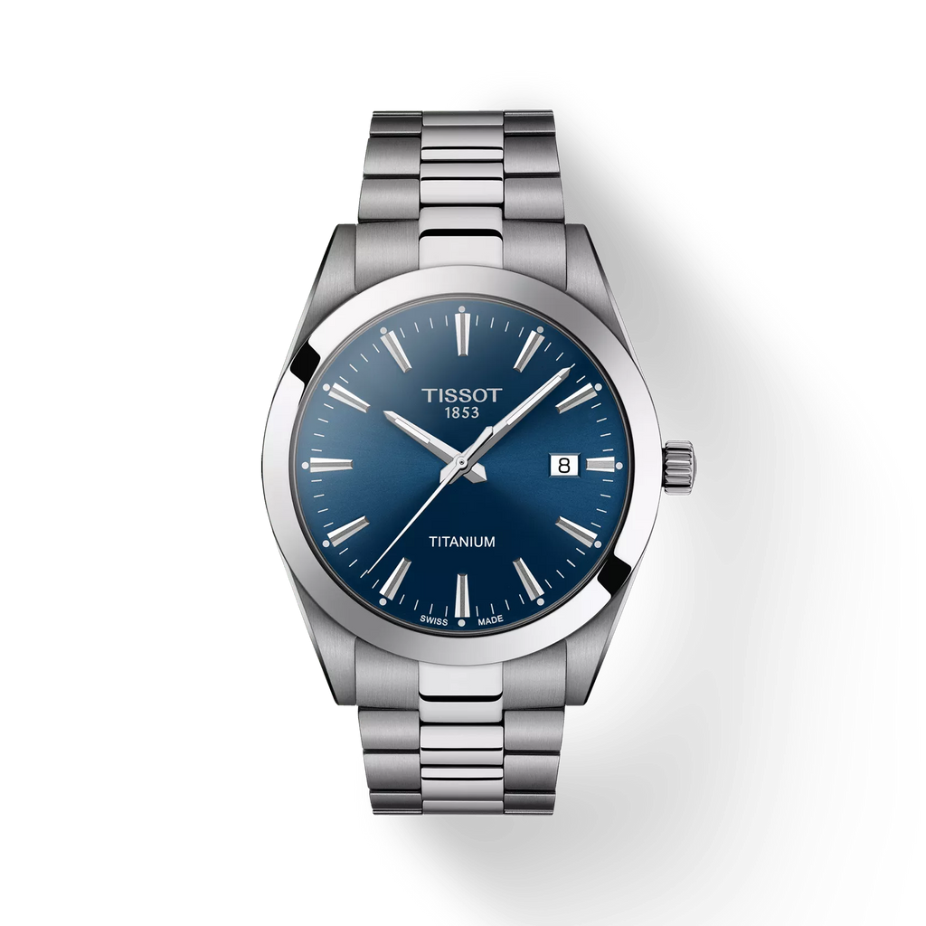 RELOJ TISSOT GENTLEMAN, CUARZO, ESFERA AZUL, BRAZALETE DE TITANIO, FECHA, 40 MM