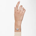 PULSERA SWAROVSKI SWAROVSKI HYPERBOLA CORAZCÓN, AZUL, BAÑO DE RODIO TALLA M