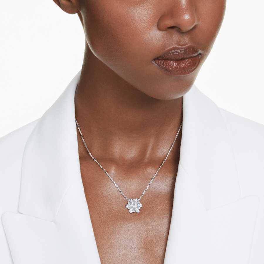 COLLAR SWAROVSKI IDYLLIA, COPO DE NIEVE, DISEÑO PENDIENTE, BLANCO, BAÑO DE RODIO