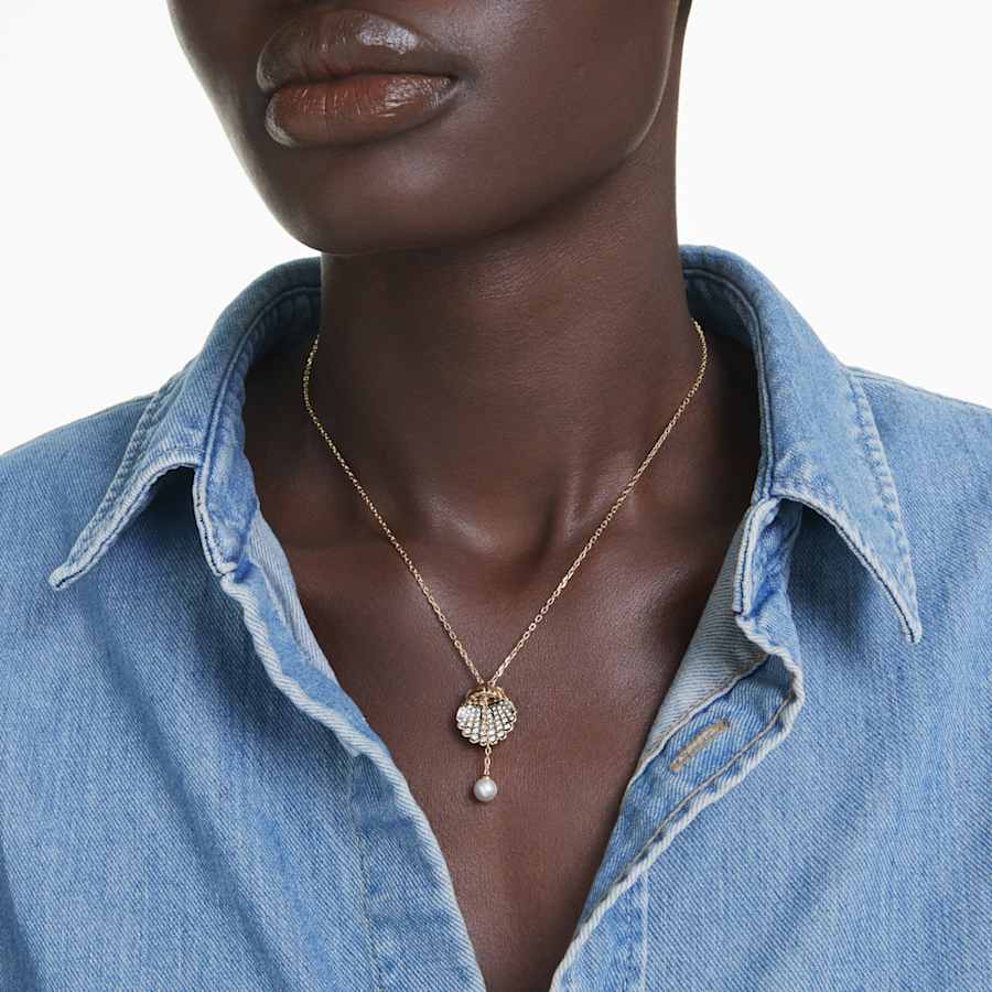 COLLAR SWAROVSKI EN Y IDYLLIA CRYSTAL PEARLS, CONCHA DE MAR, BLANCO, BAÑO TONO ORO